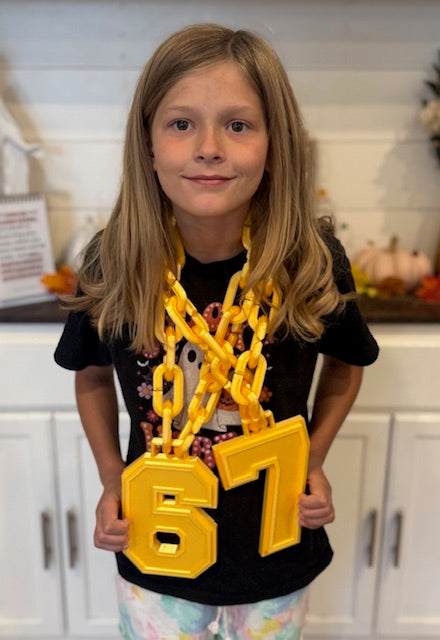 3D Printed Oversized Gold Turnover Chains – Numbers 6 & 7 (Pair 67) | Team Spirit, Meme Fun & Halloween Costume