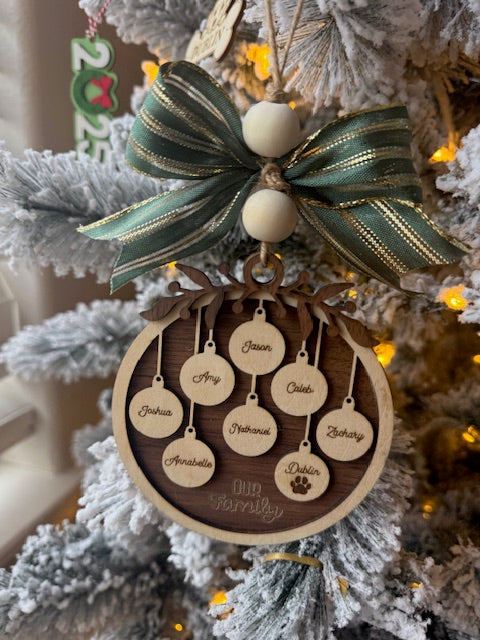 Custom Family Christmas Ornament – Personalized Multi-Layer Wood Design (1–15 Names)